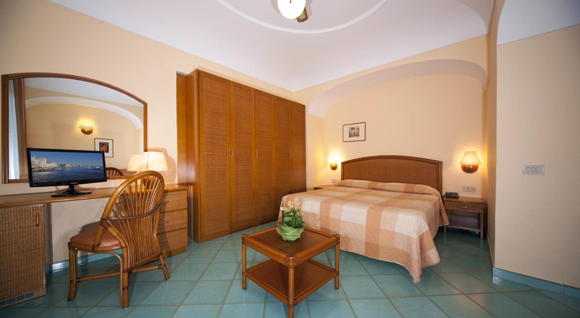 Hotel Ambasciatori Іскія Екстер'єр фото